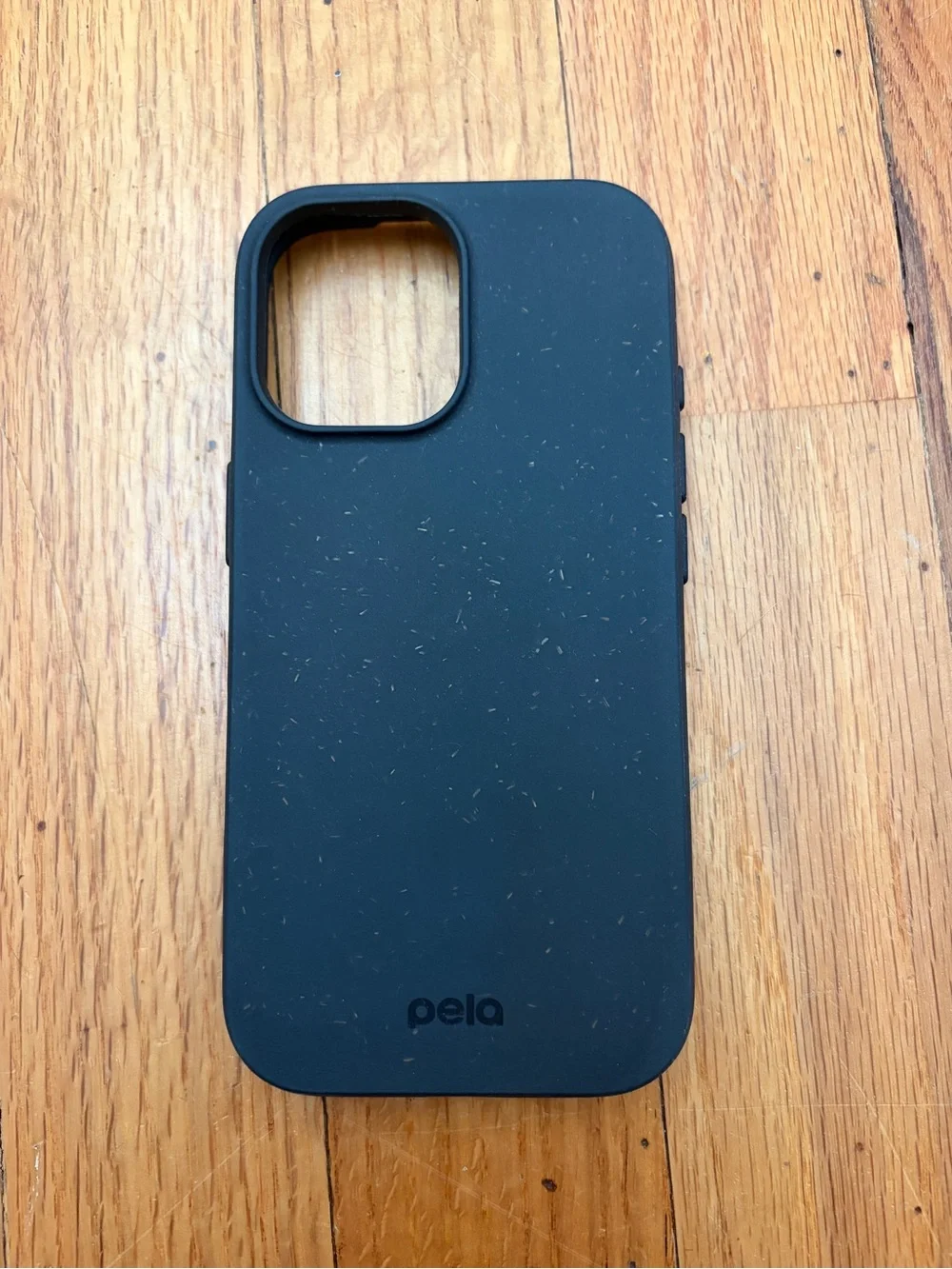 pela Black Protective Phone Case for iPhone 17